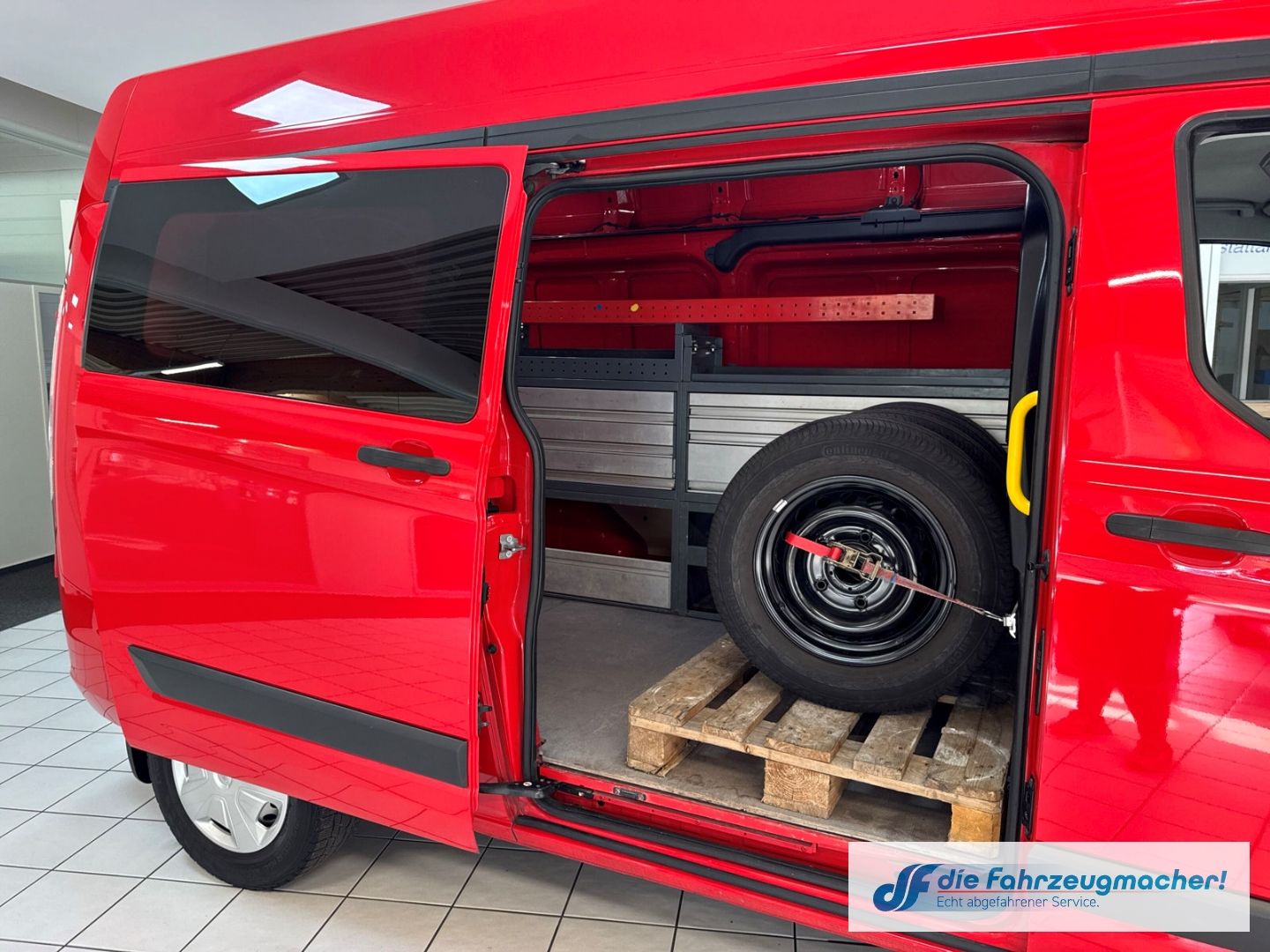 Fahrzeugabbildung Ford Transit Custom Kasten 340 L2 Trend 2.0 TDCi Navi