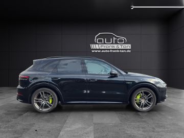Porsche Cayenne - 7