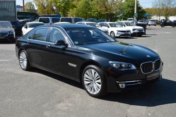 BMW 750 - 3