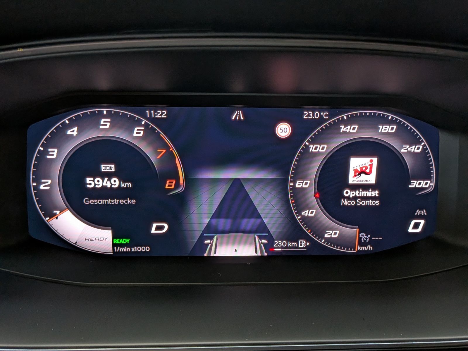 Fahrzeugabbildung CUPRA Leon 1.5 eTSI Dynamic-Edge-Paket AHK*PANO*CAM*18