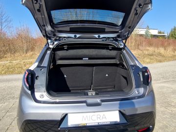 Nissan Micra EVOLVE 52 kWh (150 PS)