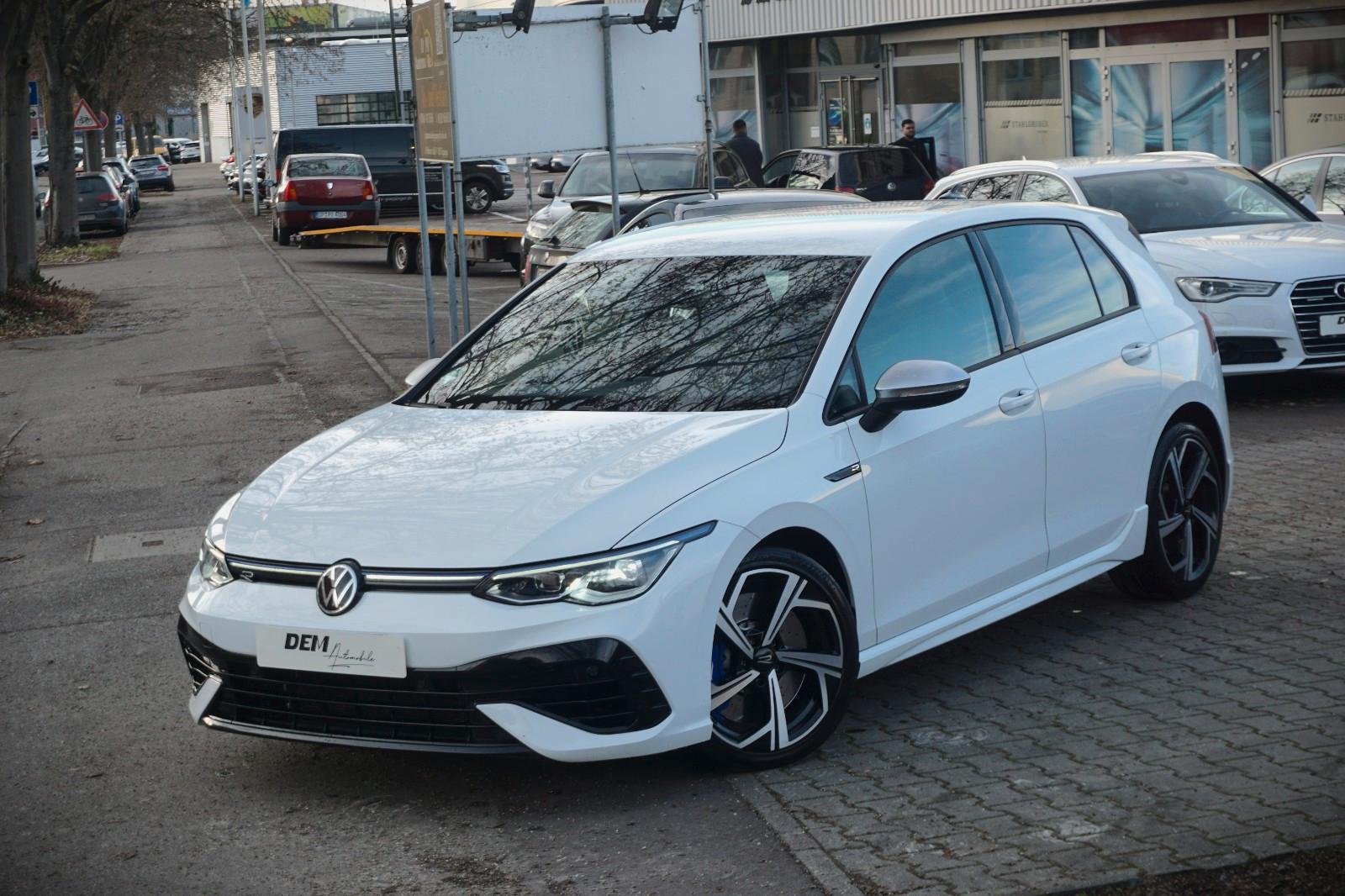 Volkswagen Golf VIII Lim. R 4Motion / IQ Drive Paket / ACC