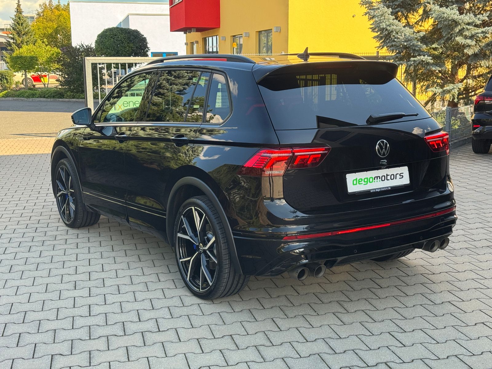 Volkswagen Tiguan R 4Motion*AKRAPOVIC*R-PERFORMANCE* foto 6