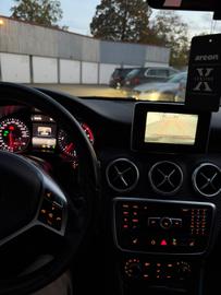 صورة مصغرة 12 لـ 2015 Mercedes-BENZ A 220