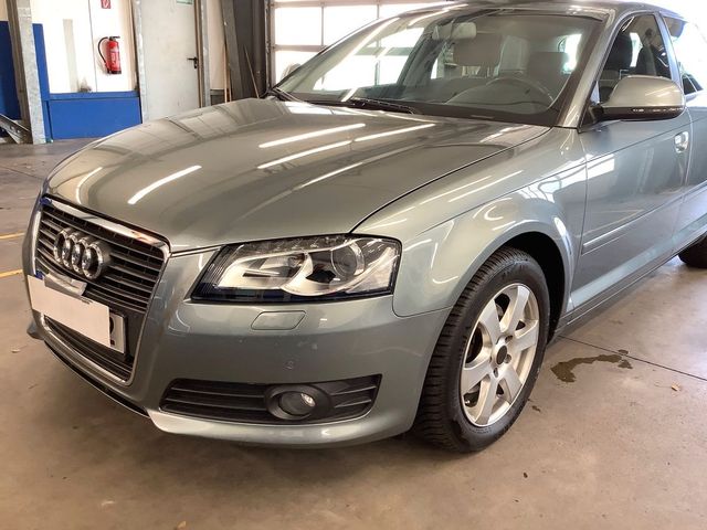 Audi A3 Sportback 1.4 TFSI Ambiente*Xenon*