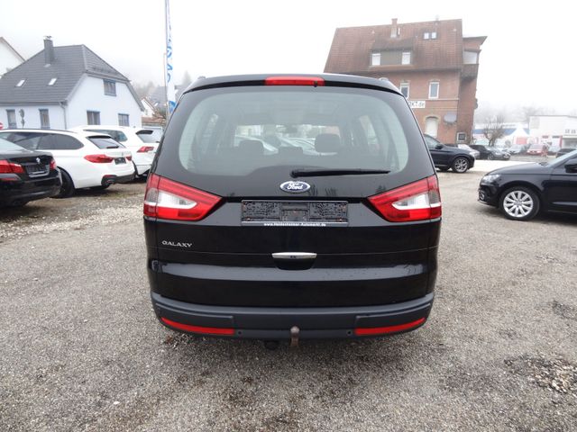 Fahrzeugabbildung Ford Galaxy Titanium/1.Hand/7-Sitzer/AHK/PDC/Panorama