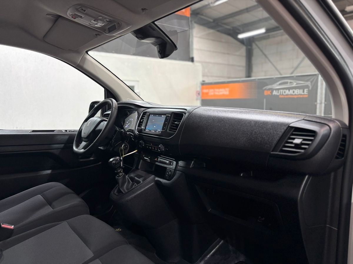 Fahrzeugabbildung Peugeot Expert 2.0 D KASTEN #Klima#PDC#Kamera#Tempomat