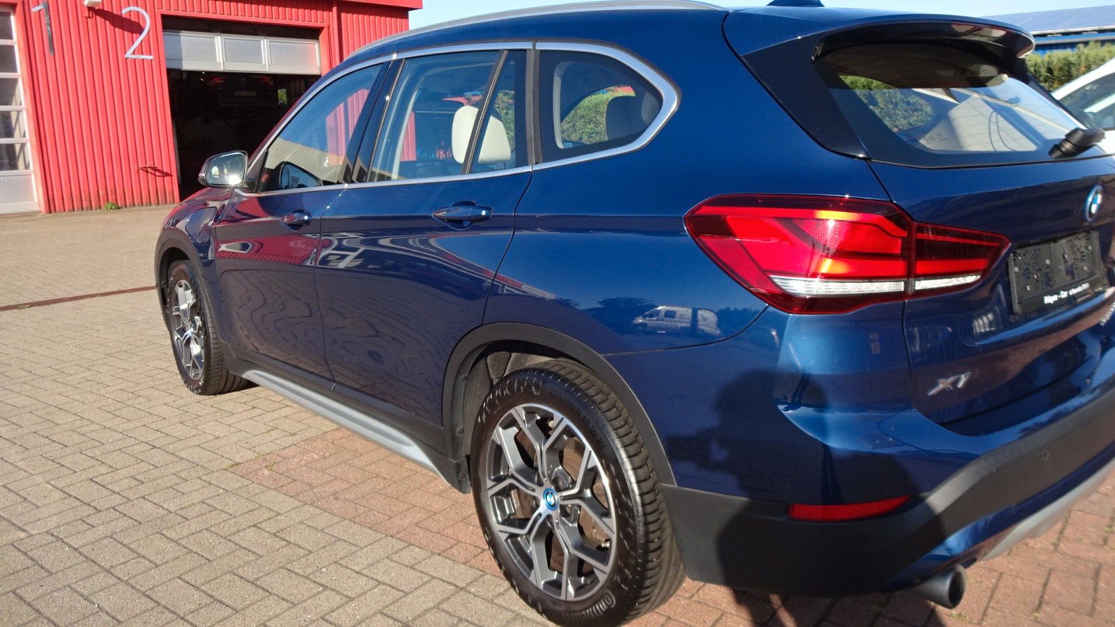 BMW X1 xDrive25e xLine imagem 2