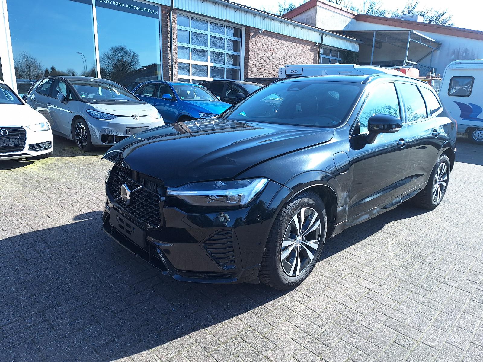 Volvo XC60 T8 R Design Plug-In Hybrid AWD / Panorama /