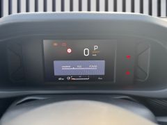 JEEP Avenger 1.2 e-Hybrid DCT Longitude LED+LM+PDC+AU