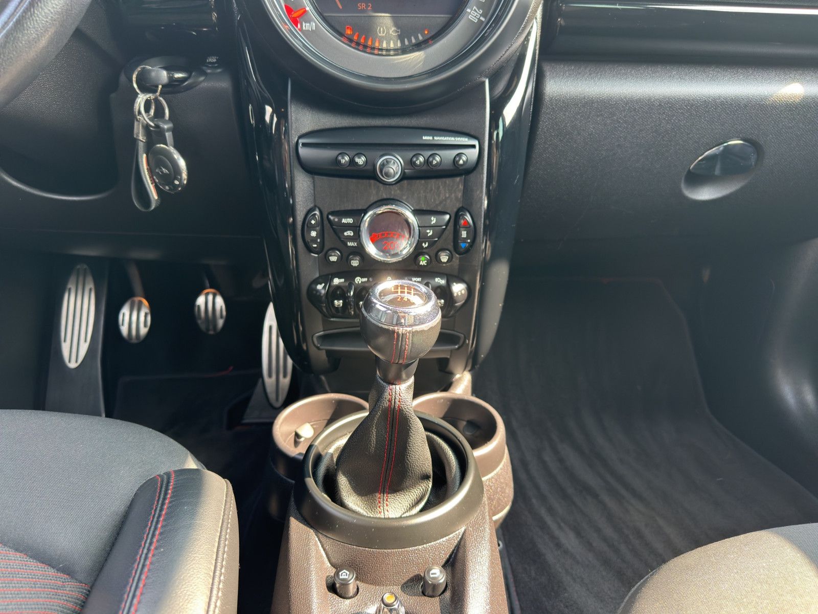 Fahrzeugabbildung MINI Cooper S CountrymanS All4*JCW*Chilli*Sport*Navi*