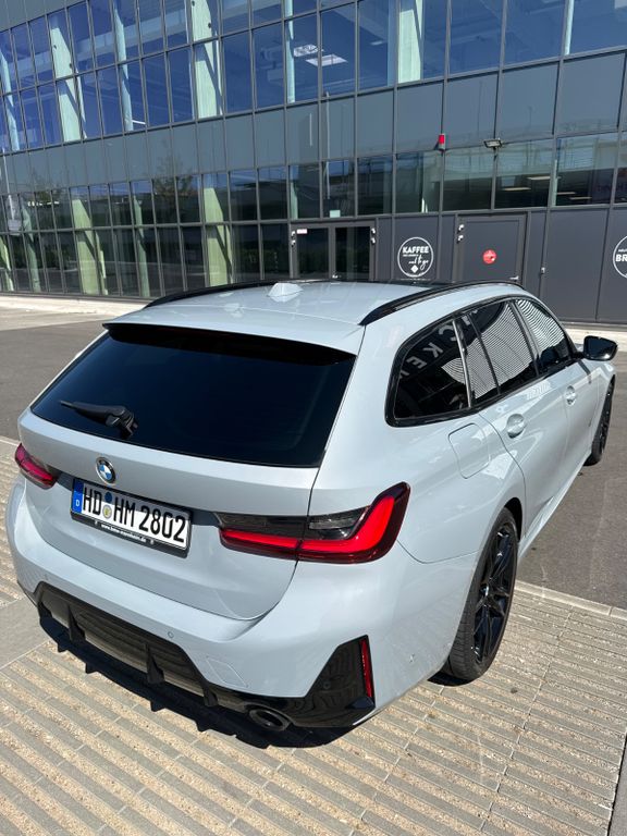Image of BMW 320