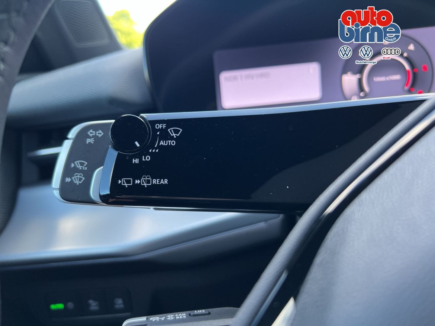 Q3 2.0 TDI Neues Modell Sportpaket Navi Digitale