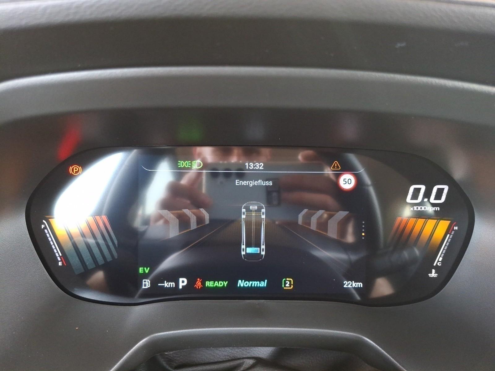 MG ZS 1,5 HYBRID+ LUXURY 30 x VERFÜGBAR AKTION AKTI