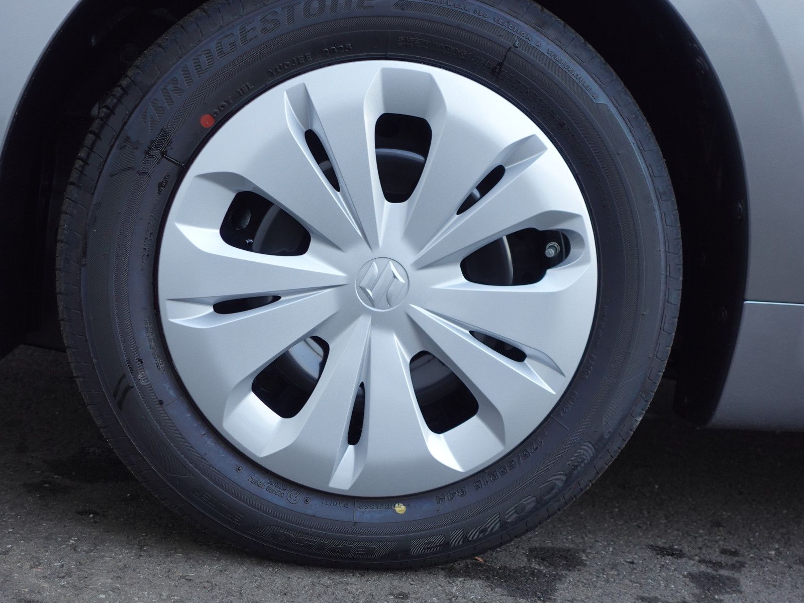 Fahrzeugabbildung Suzuki Swift Club 1.2 Hybrid,Navi,Kamera,LED,DAB+,Klima