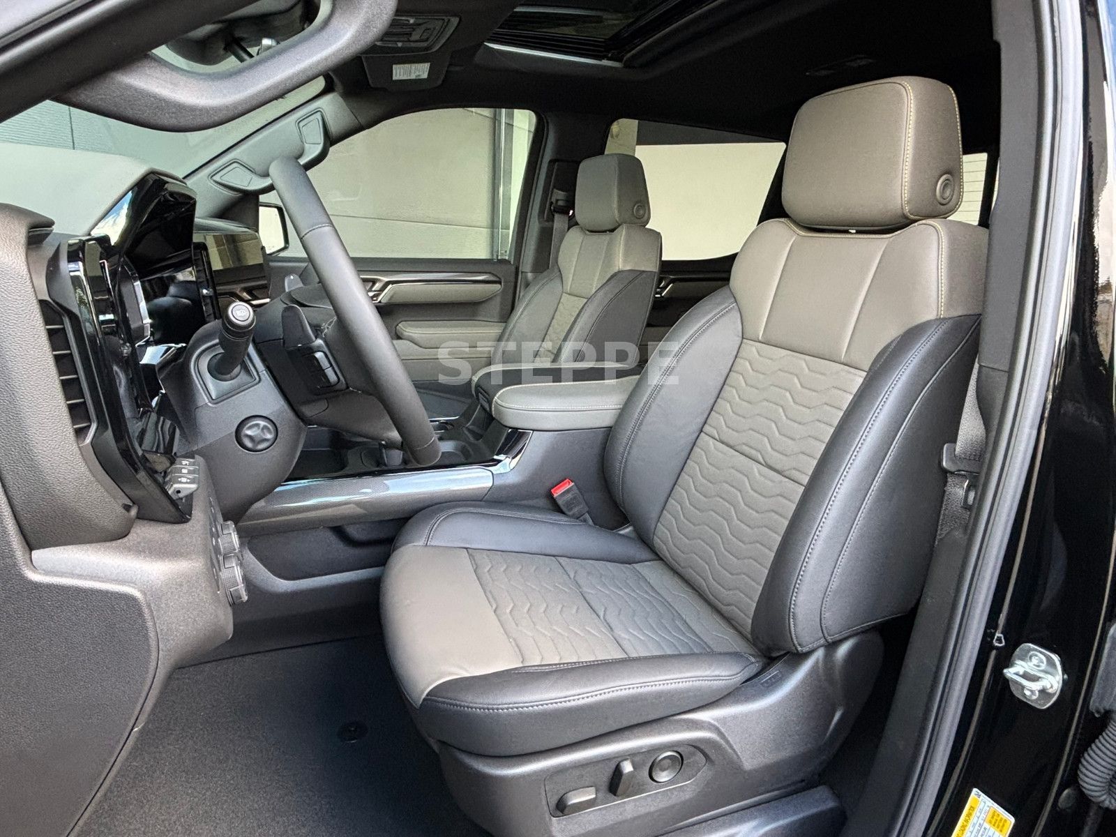 Chevrolet 2025 Silverado ZR2 6,2V8 Crewcab Tech-Pack. AHK