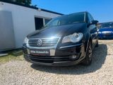 Volkswagen Touran Highline 2.0D, 7-Sitzer, AHK, Tüv - Volkswagen Touran aus 2009