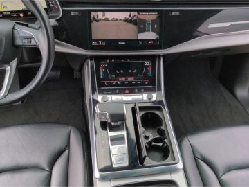 Audi Q8 - 6