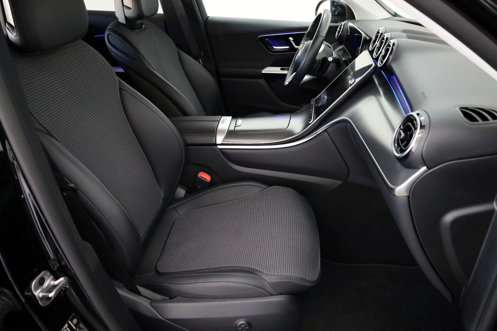 Fahrzeugabbildung Mercedes-Benz GLC 220d 4M T.Leder,Navi,Digital Light,Park/Memo
