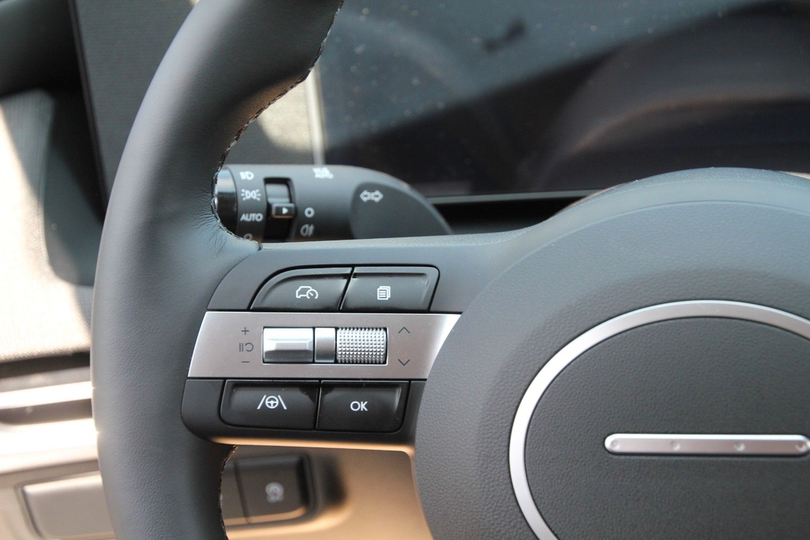 Fahrzeugabbildung Hyundai Tucson 1.6 T-GDI GO! Plus 48V