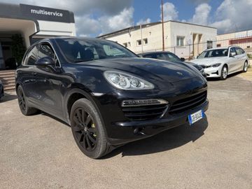 Porsche Cayenne - 3
