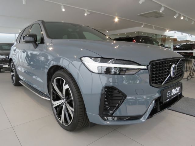 Volvo XC60 B5 d AWD R-Design Xenium-P Four-C Head-Up