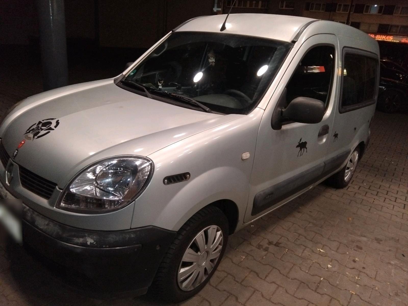Renault Kangoo 2005 — rear view