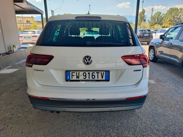 Volkswagen Tiguan - 6