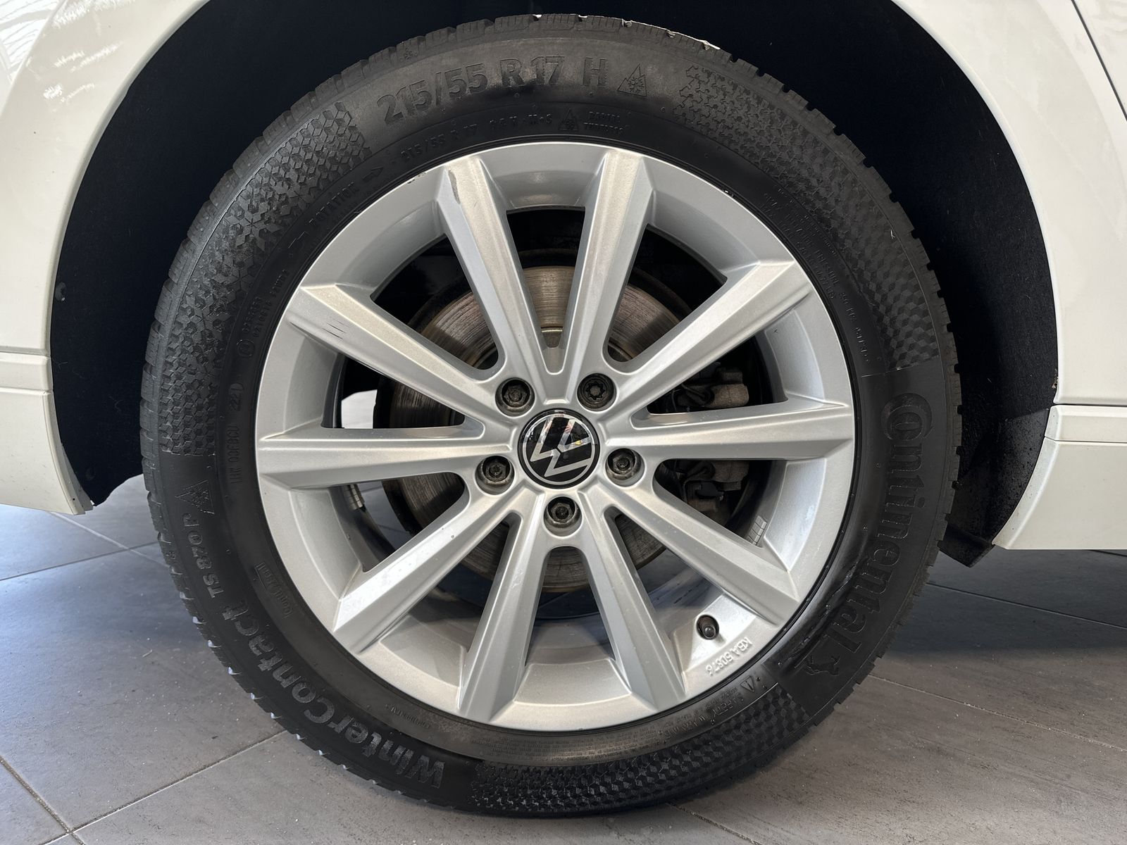 Fahrzeugabbildung Volkswagen Passat Variant 2.0 TDI DSG Business NAV+LED+ACC
