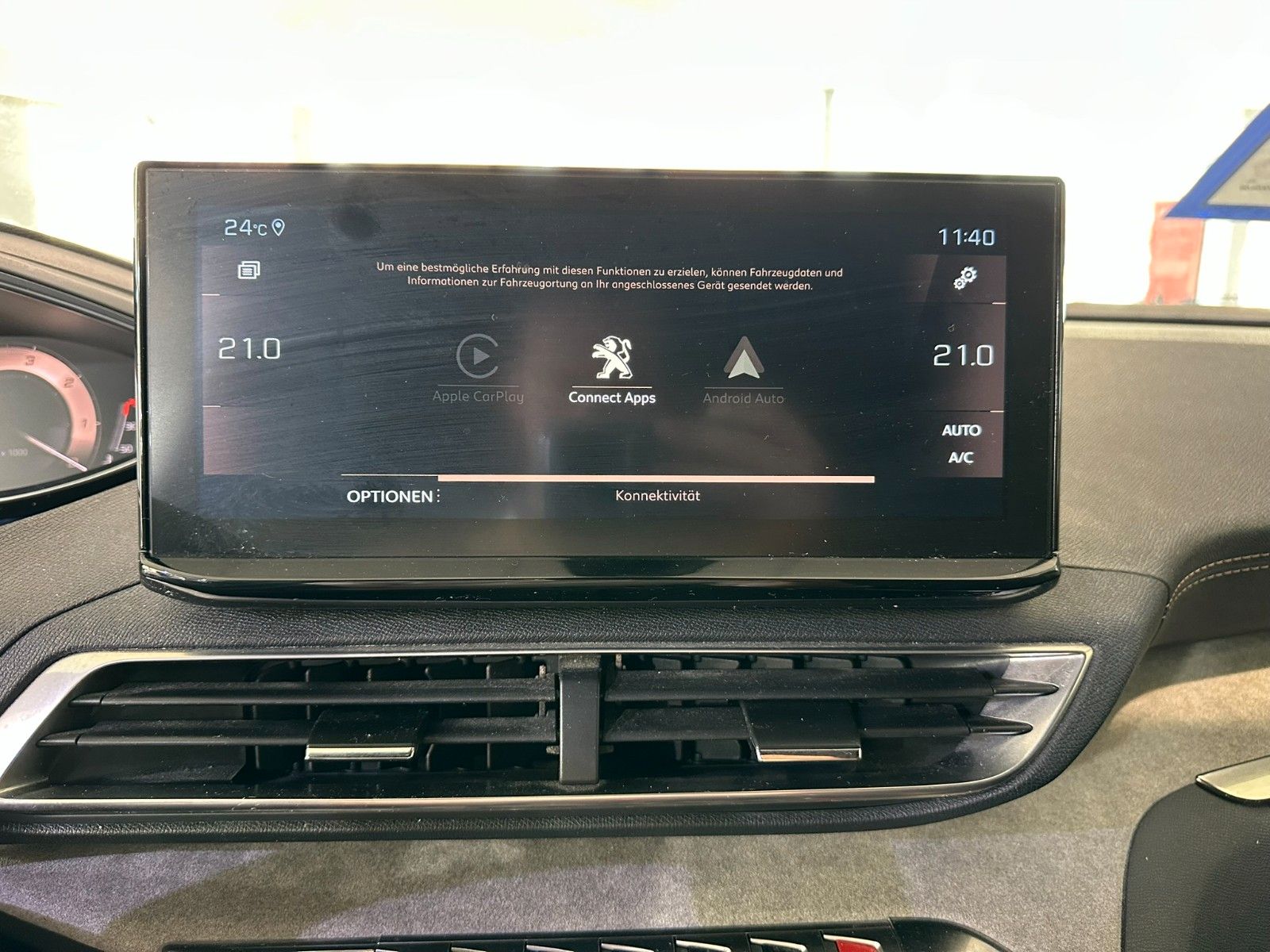 Fahrzeugabbildung Peugeot 5008 GT -PACK 1.5D LED/NAVI/SHZ/ALCANTARA/AHK