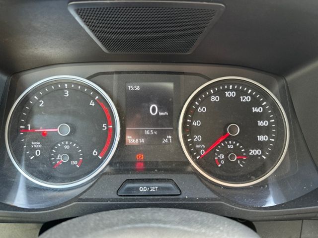 Fahrzeugabbildung Volkswagen Crafter 2.0 TDI KASTEN 35 LANG HOCHDACH FWD AHK