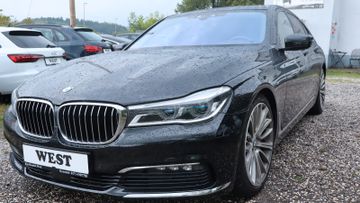 BMW 750 - 8