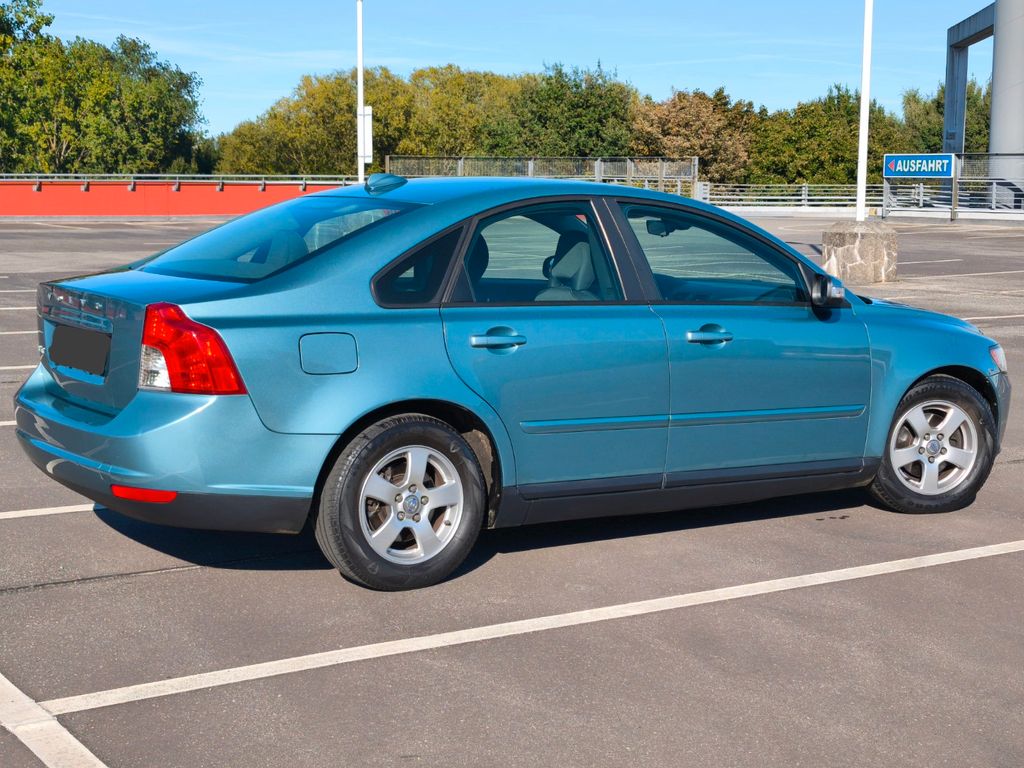 Volvo S40