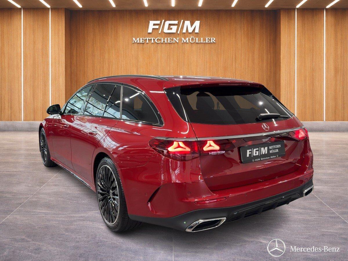 Mercedes-Benz E 220d T-Modell AMG Advanced+NAVI+DISTRONIC