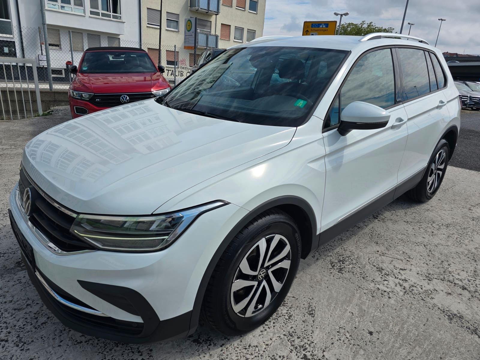 Volkswagen Tiguan Active 2,0 TDI KAMERA AHK foto 1
