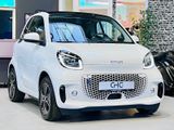 Smart fortwo coupe EQ|PANO|KAMERA|LED|LK+SHZ|TEMPOMAT - Smart ForTwo aus 2021