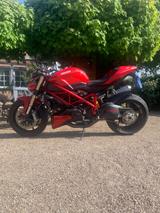 Ducati Streetfighter 848 - DUCATI 848