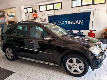 Mercedes ML 320 - 2