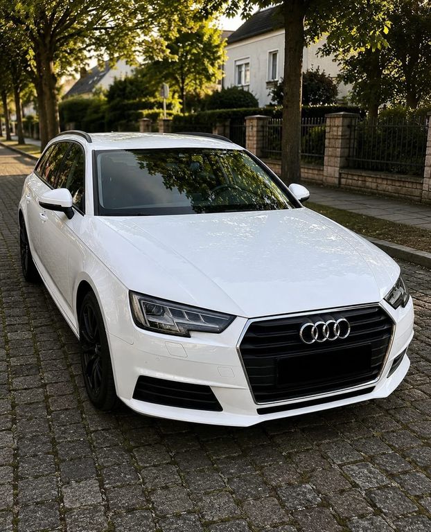 Image of Audi A4