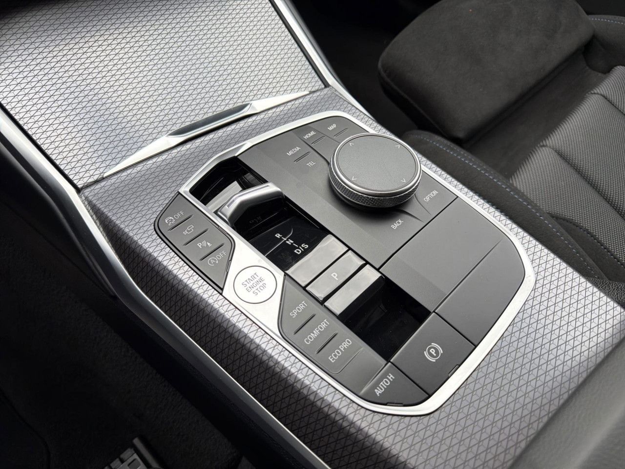 BMW 330 - Bild 12