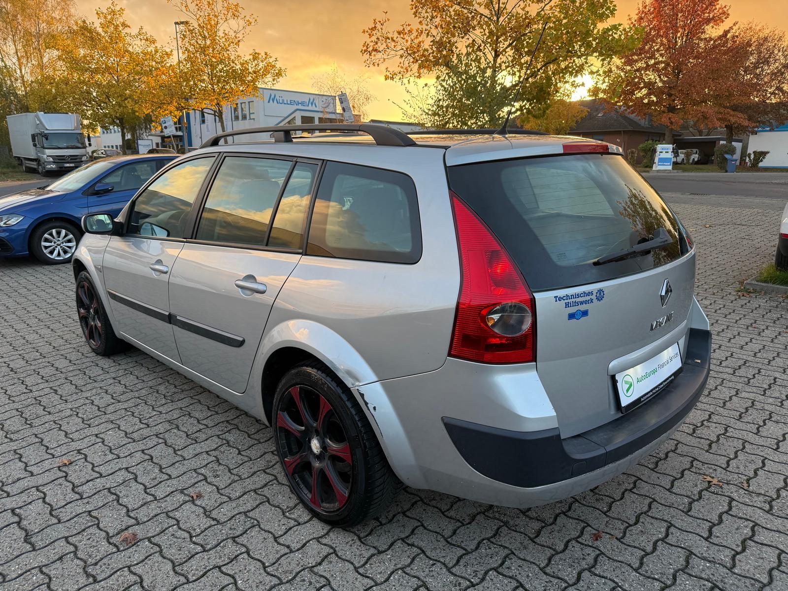 Renault Megane 2005 — photo 9