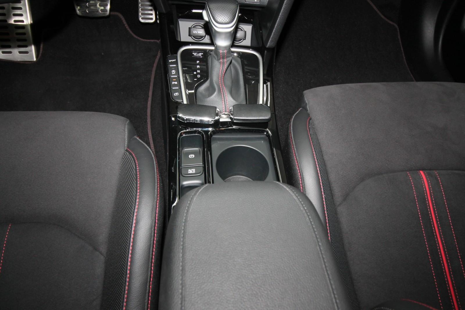 Kia ProCeed GT 1,6 T-GDi LED Virtual ACC Kamera Klap