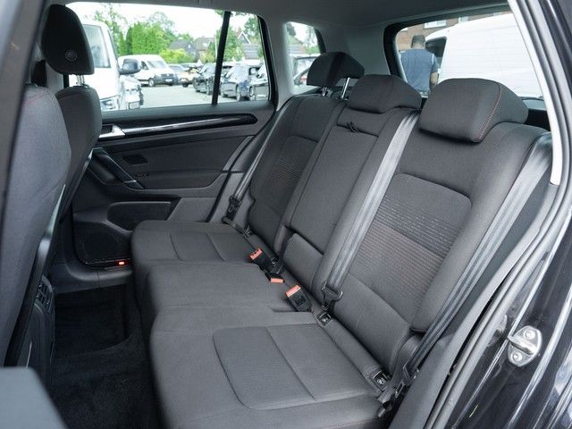Golf Sportsvan Sound TSI DSG AHK Navi ACC Ganzja