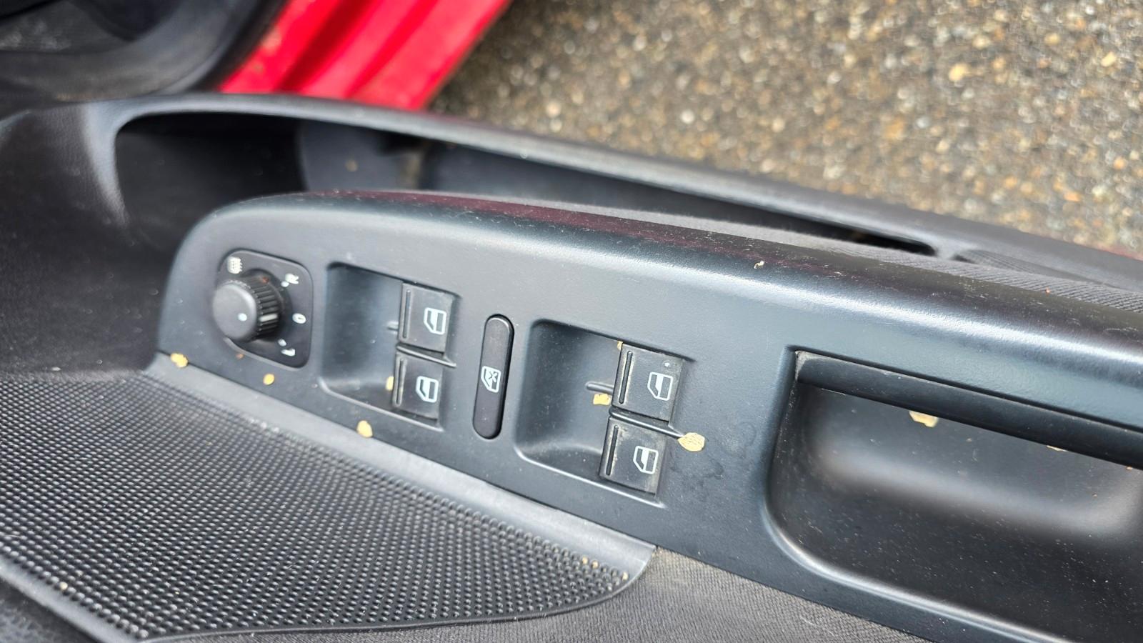 Volkswagen Golf 2012 — photo 8