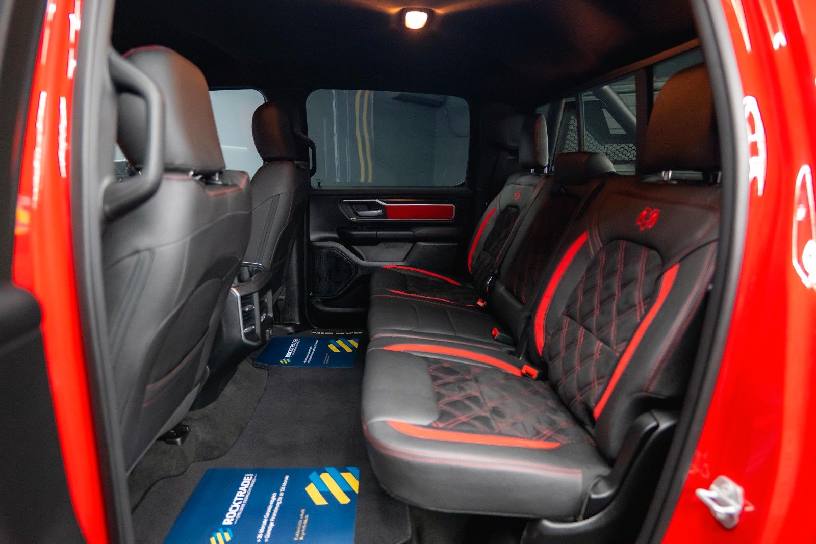 Fahrzeugabbildung Dodge RAM 5.7 V8 HEMI 4x4 RED DEVIL Offroad NightPaket
