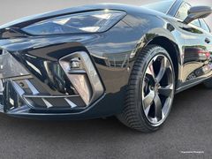 CUPRA Leon 1.5 eTSI DSG LED Navi Edge Fahrass 18'' ACC CUPRA Leon 1.5 eTSI DSG LED Navi Edge Fahrass 18'' ACC