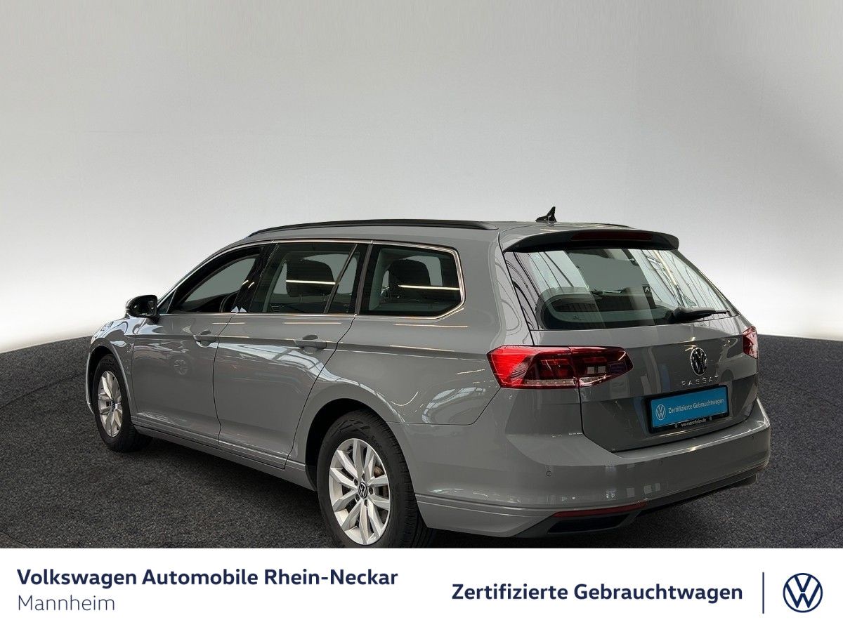 Volkswagen Passat Variant - Bild 4
