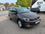 Volkswagen Touran Comfortline PDC/SHZ/7Sitzer/Keyless - Volkswagen Touran: Braun