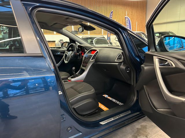 Opel Astra J Sports Tourer 150 Jahre Opel