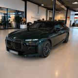 BMW 750 e xDrive M Sport INDIVIDUAL Oxfordgrün-Hyper